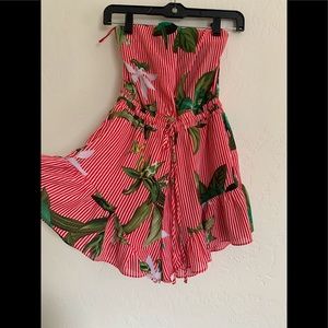 DAVI&DANI 🍒 ROMPER 🍒 SM 🍒 STRAPLESS 🍒 RED+WHITE+TROPICAL 🍒 POCKETS 🍒 CUTE!